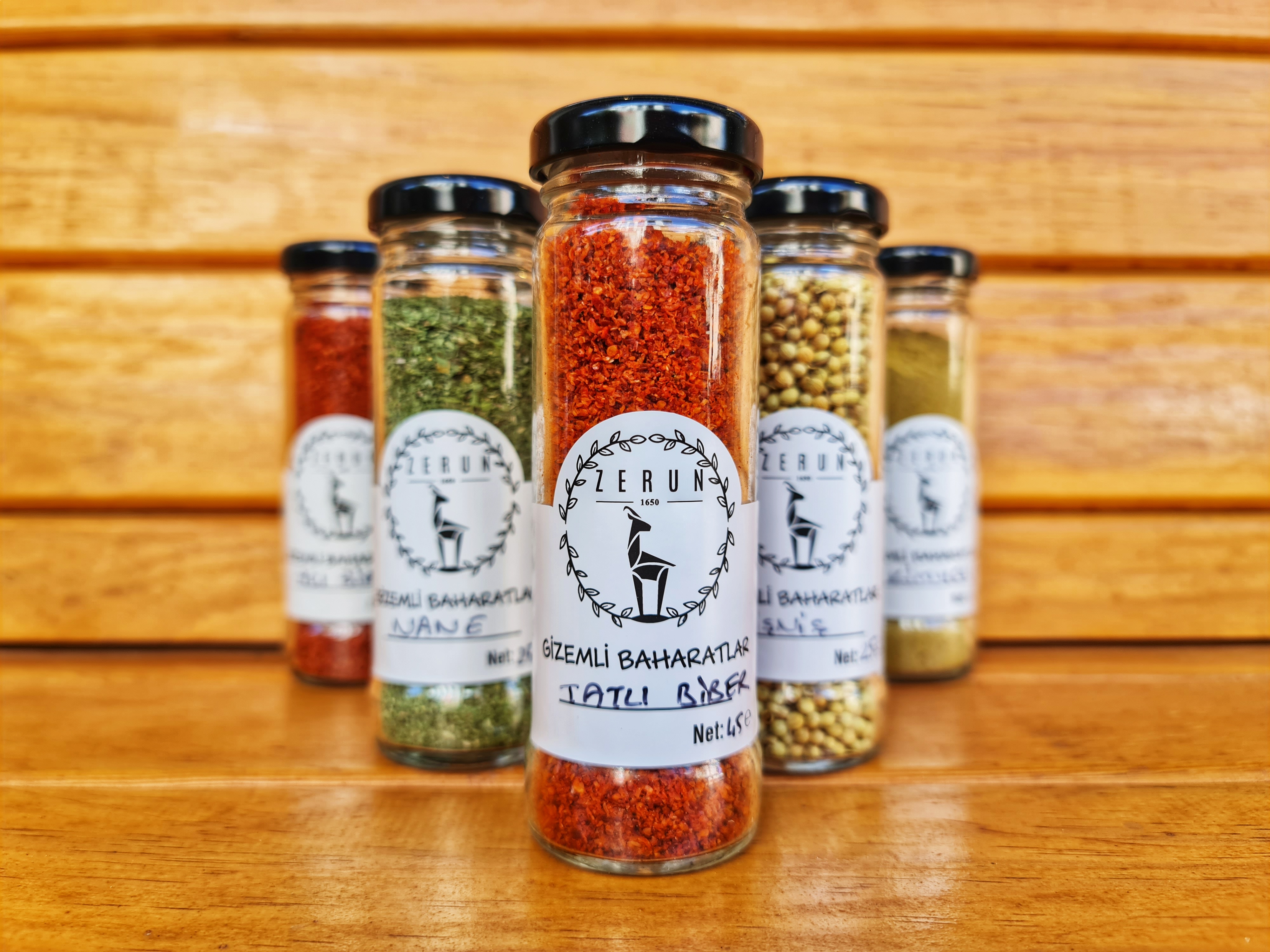 Zehirsiz Tatlı Pul Biber 45 g - Zerun1650