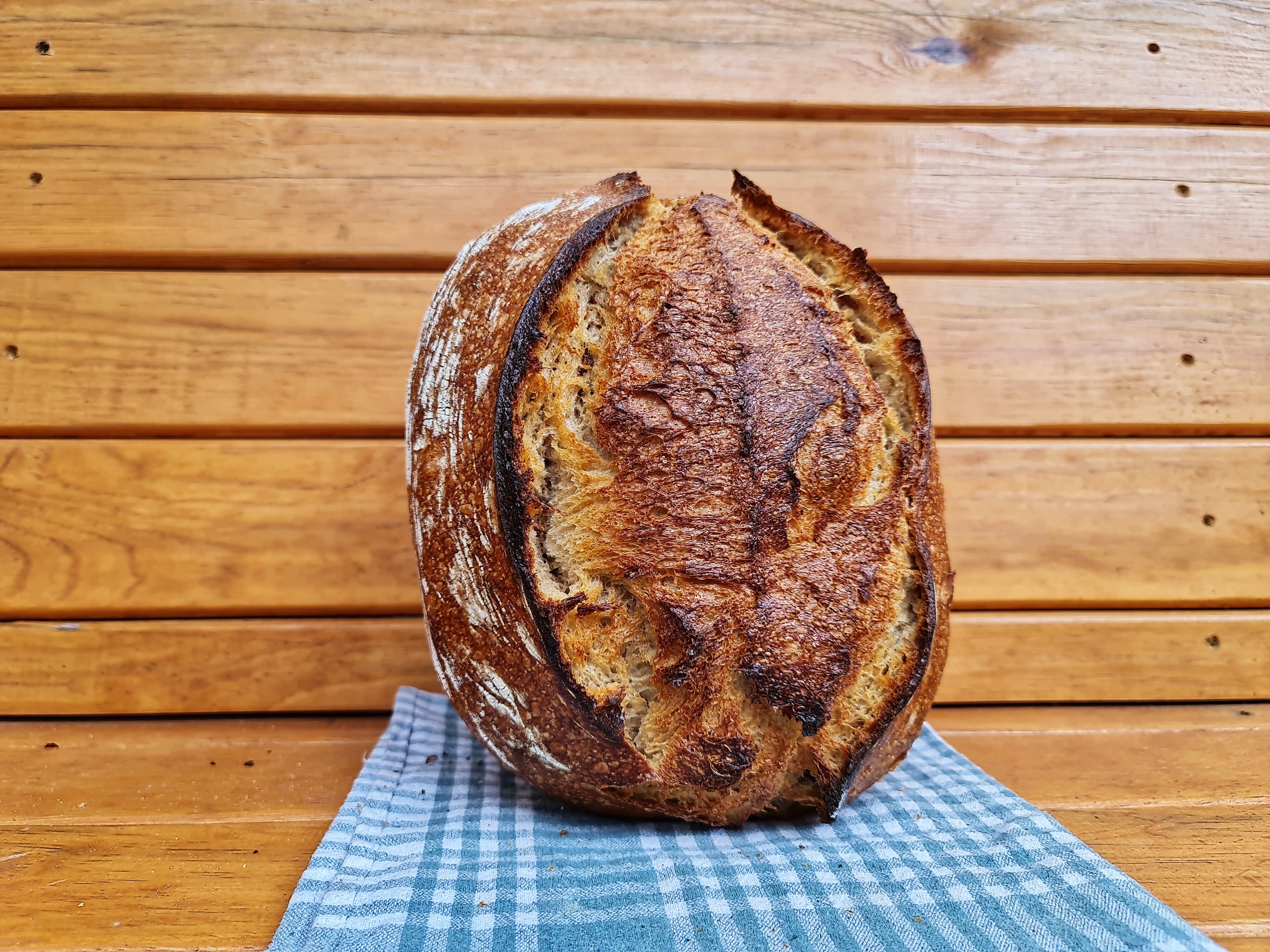 Ekşi Mayalı Sade Zerun Ekmeği 650g - Zerun1650